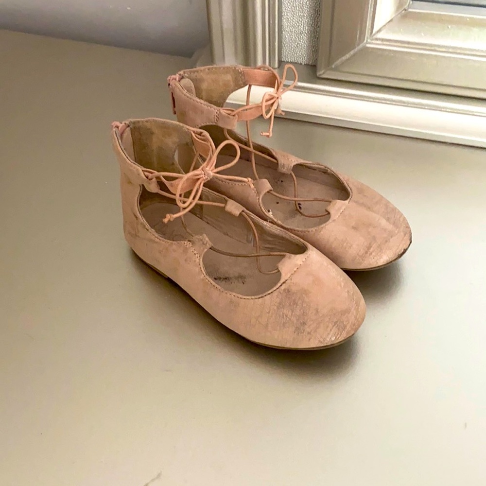 Children’s place lace up dress shoes